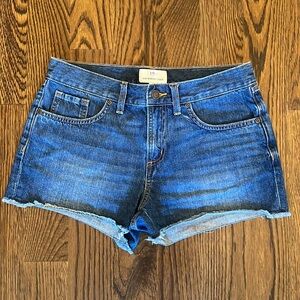 Southern Tide denim shorts 27